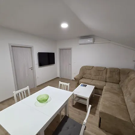 Apartma Pri Stevotu Apartment *