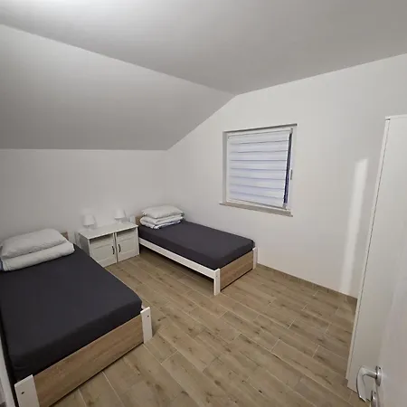Apartment Apartma Pri Stevotu Deskle